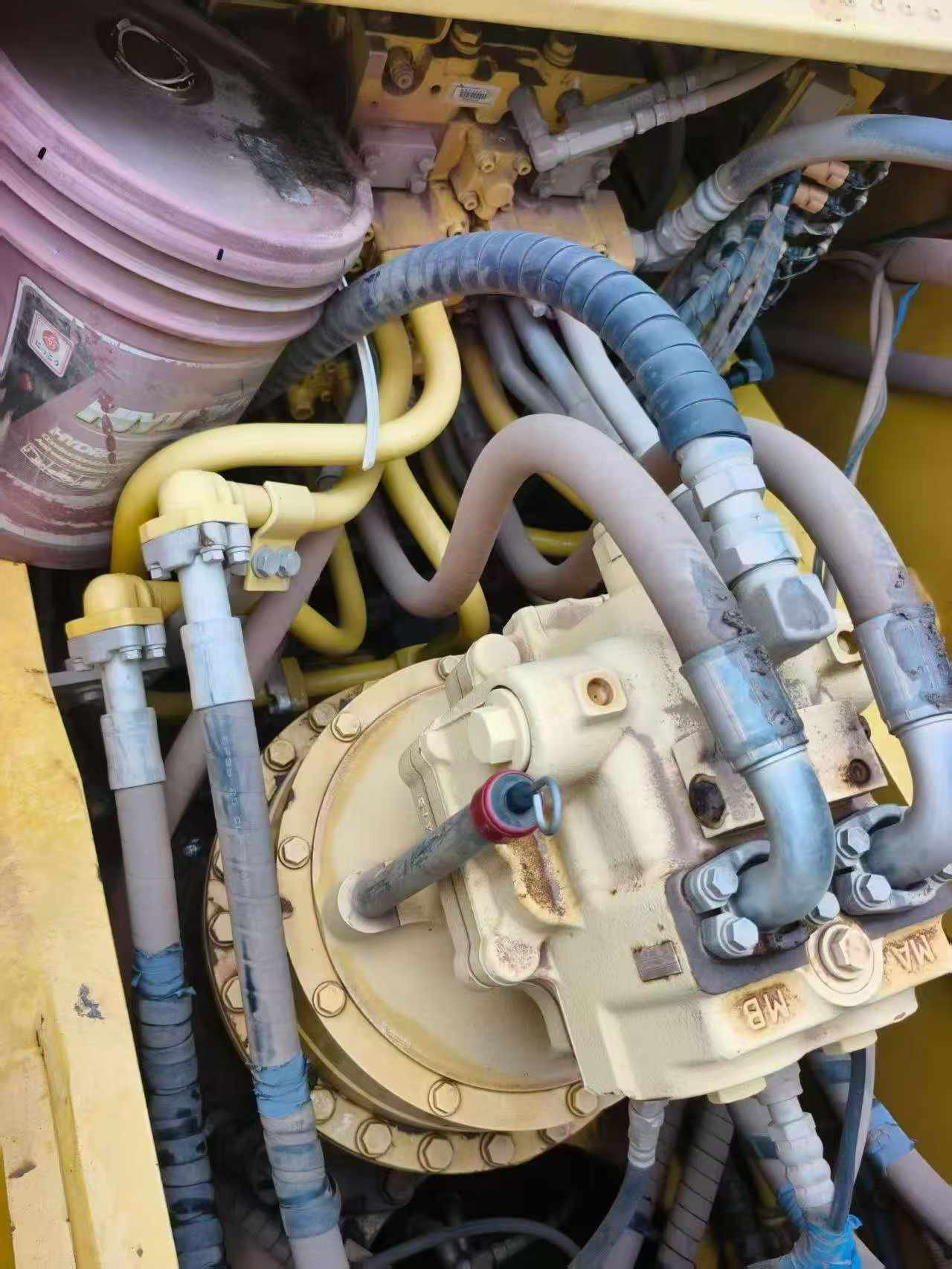 Compre Excavadora Komatsu PC460LC-8 Usada / 4 Compre Excavadora Komatsu PC460LC-8 Usada / 4