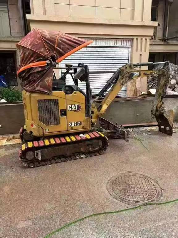 Comprar Caterpillar 301.4C Usado Excavadora