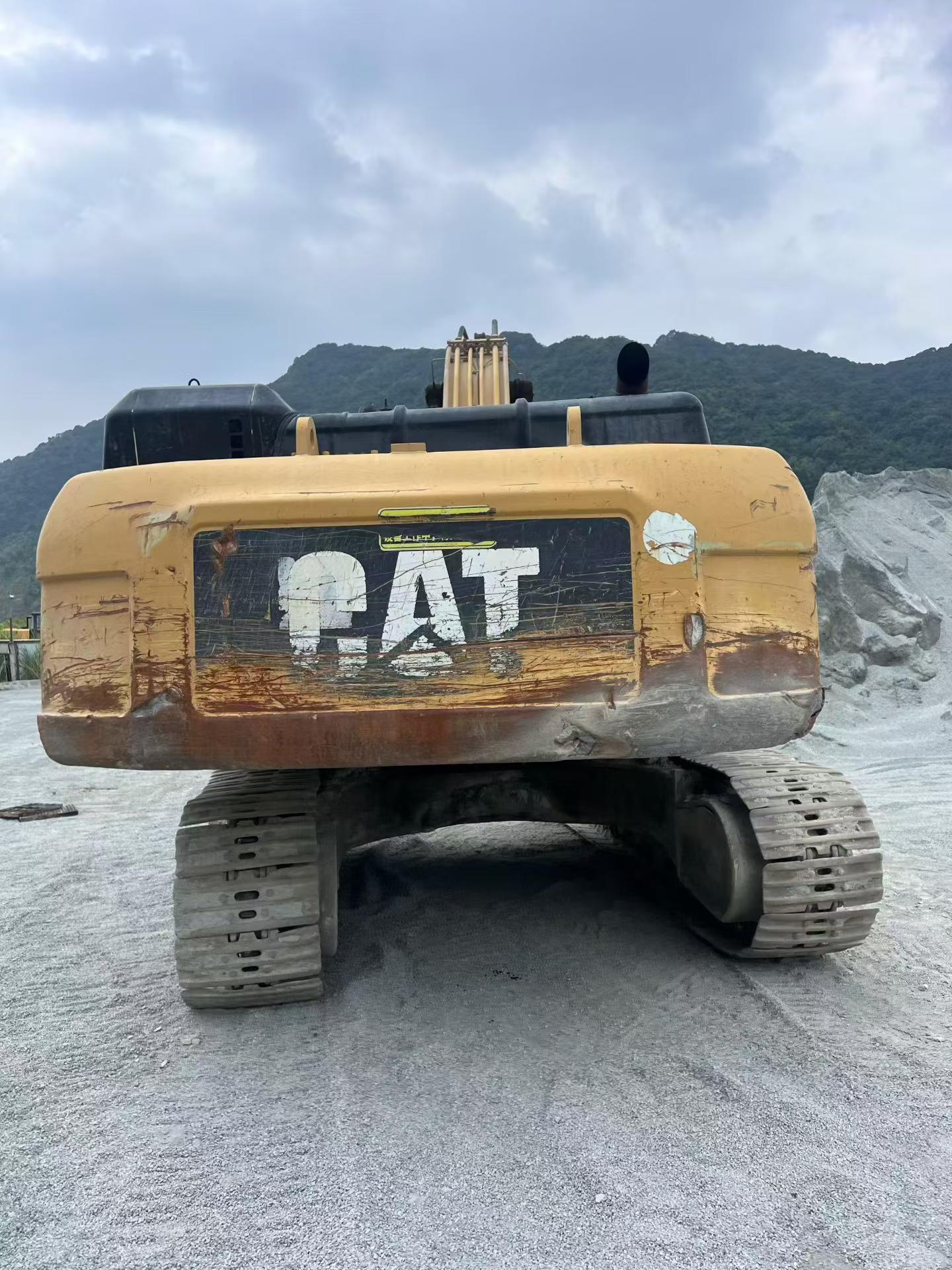 Compre Escavadeira Caterpillar 336DL Usada / 5