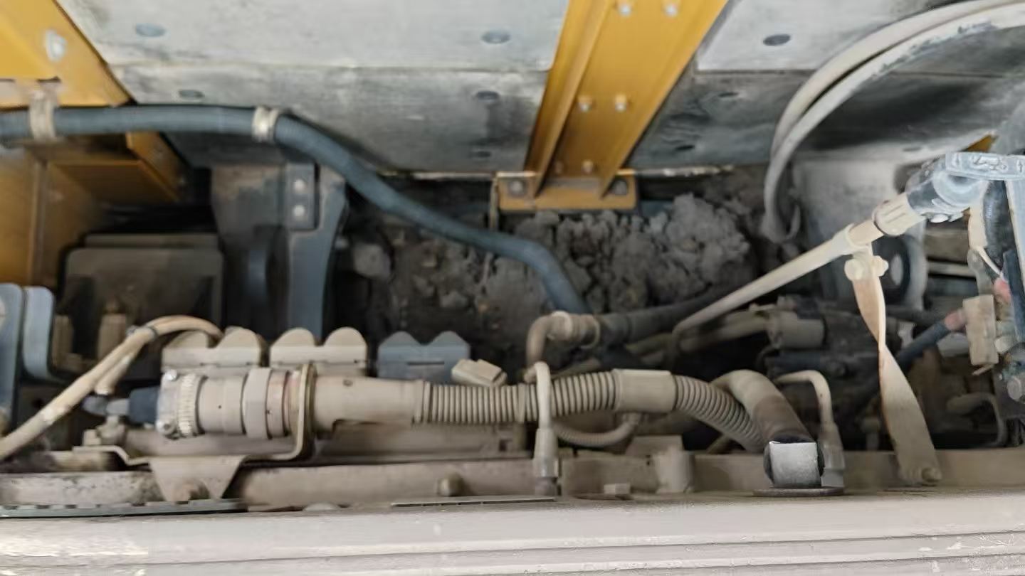 Compre Escavadeira XCMG XE490D Usada / 7