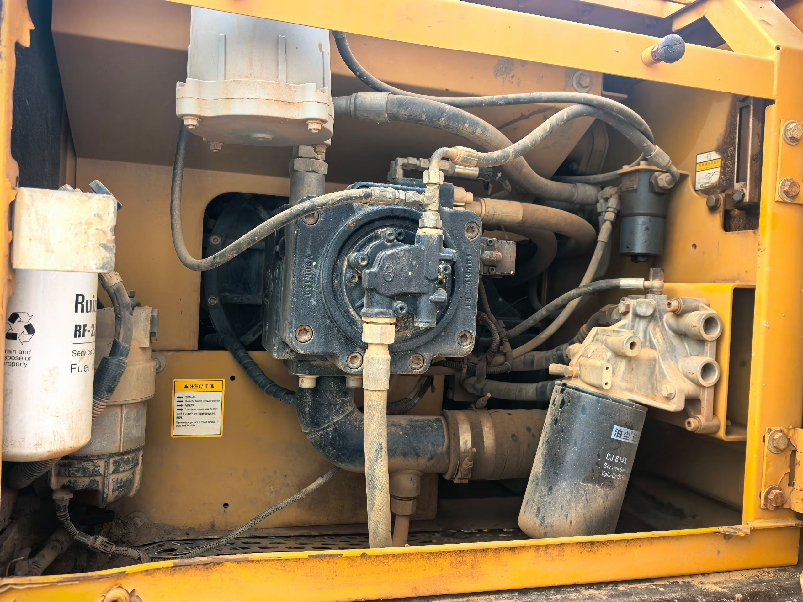 شراء حفارة Sany SY205C مستعملة / 4