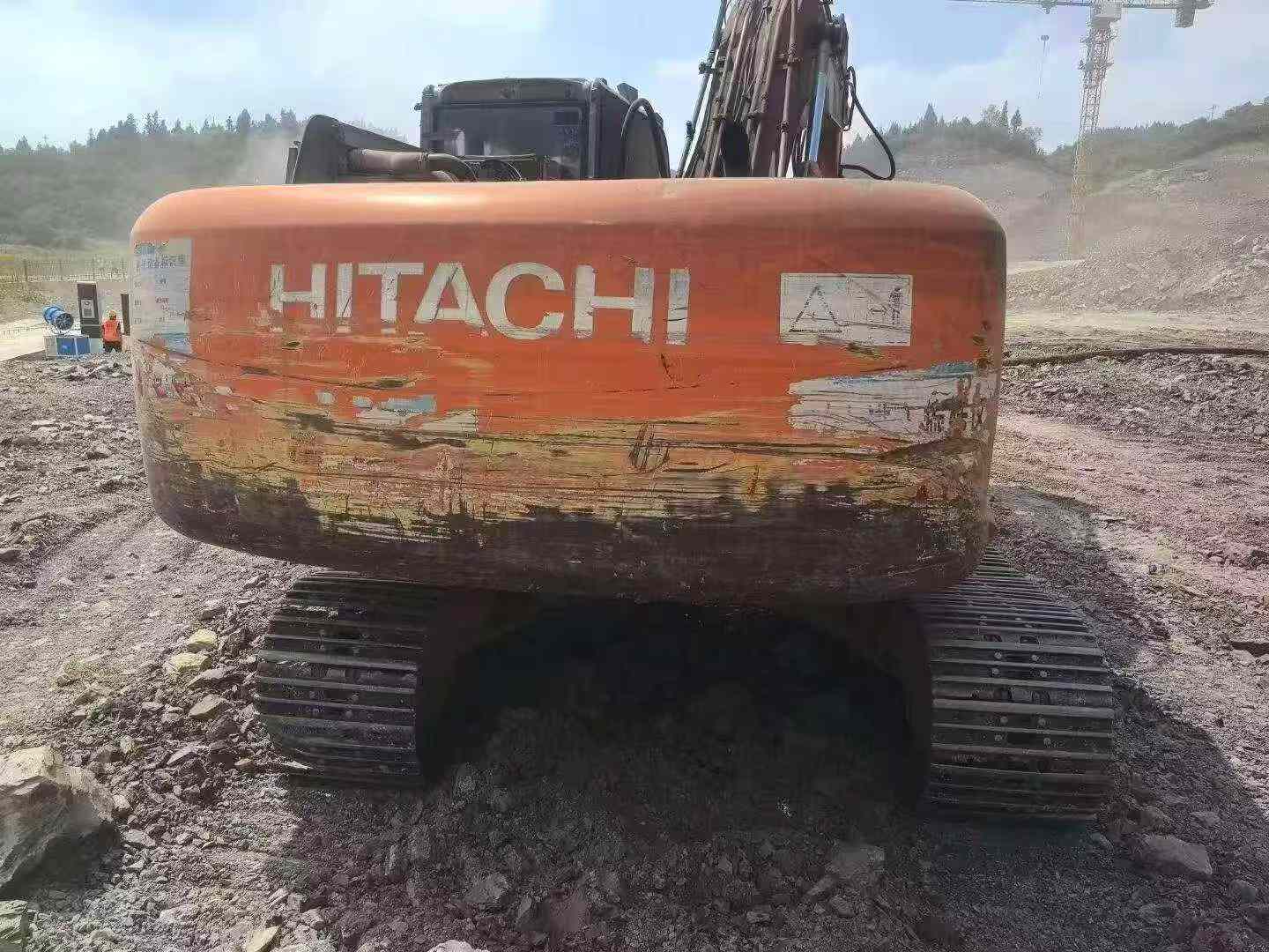 شراء حفارة Hitachi ZW250 مستعملة / 4