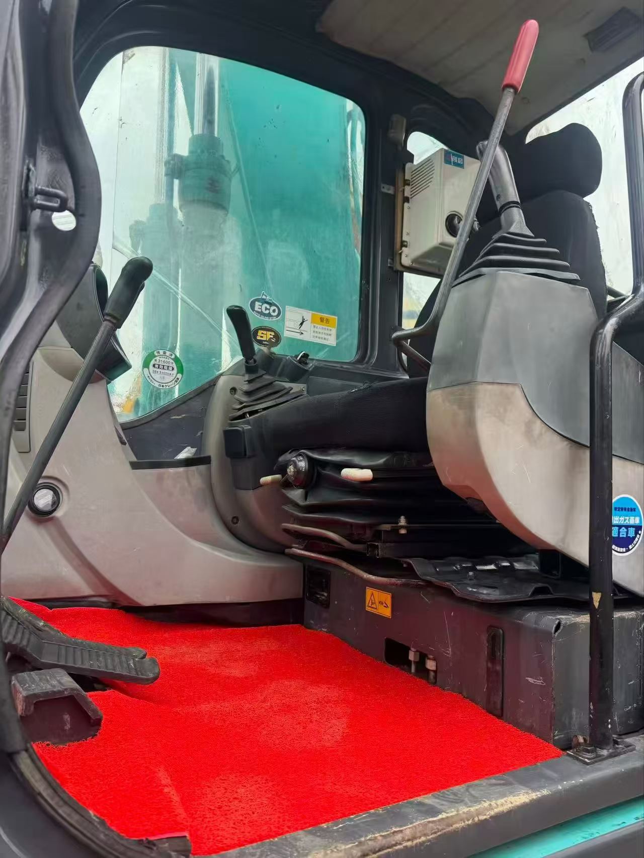 Купить Подержанный Экскаватор Kobelco SK130 / 3