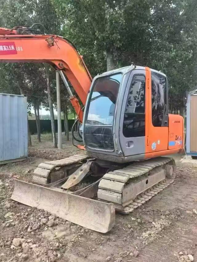 شراء Hitachi EX70 مستعمل حفارة