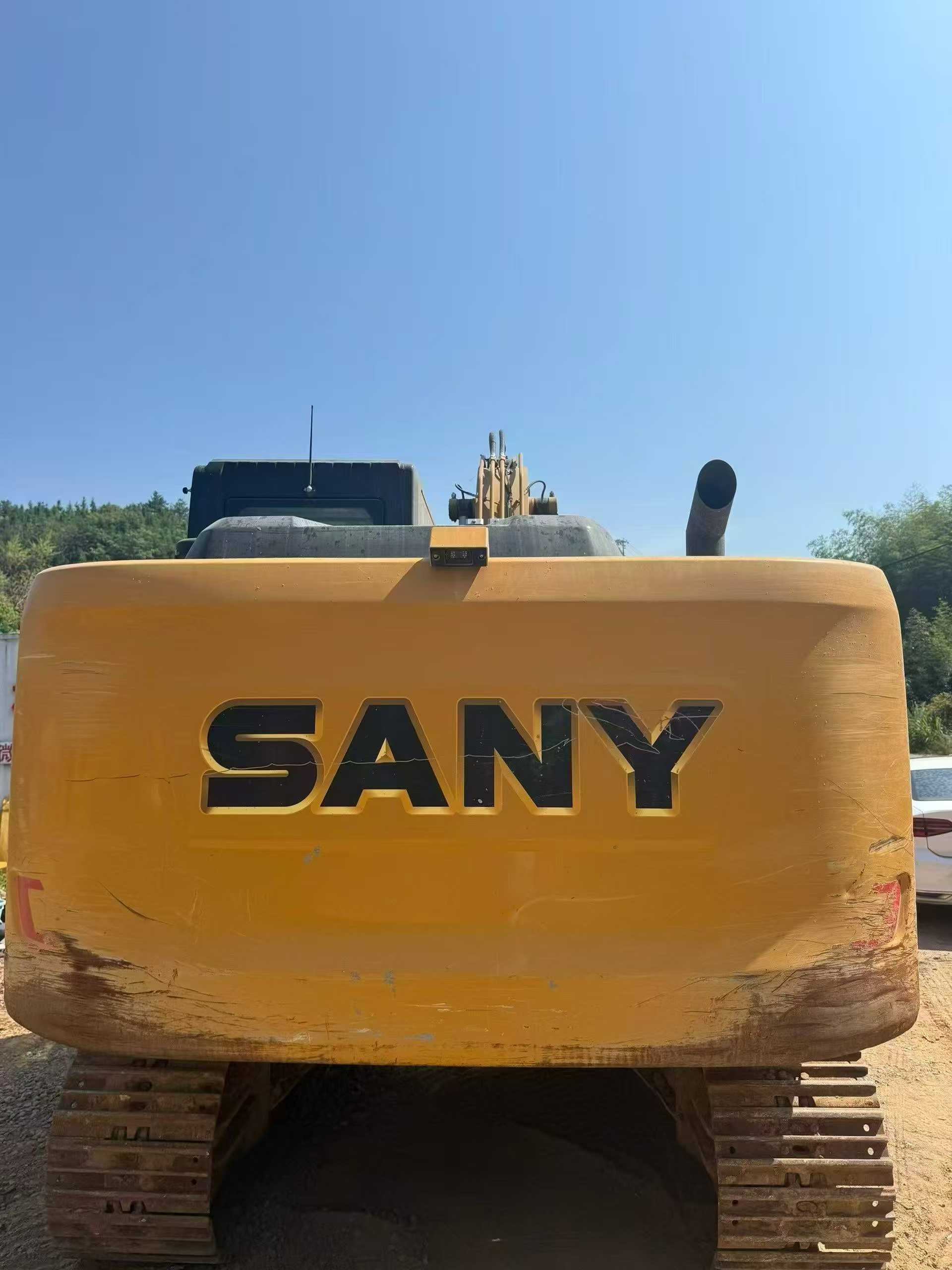 Купить Подержанный Экскаватор Sany SY125C / 3