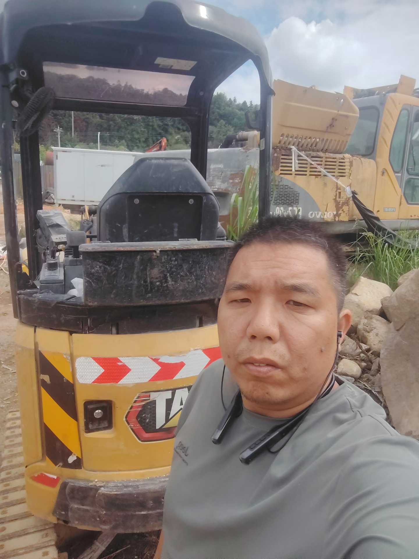 Comprar Caterpillar 301.4C Usado Excavadora