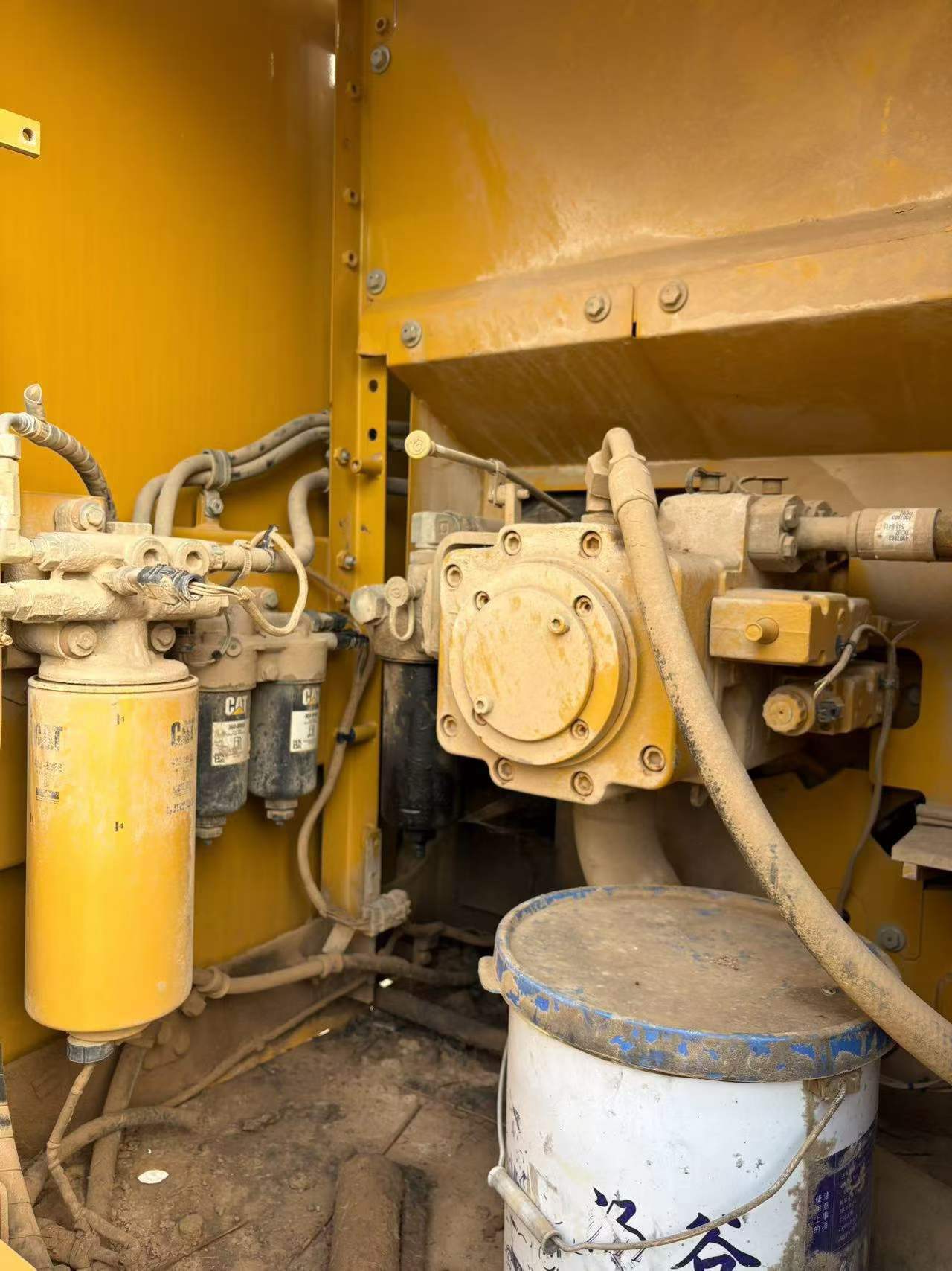 Compre Excavadora Caterpillar 320DGC Usada / 4