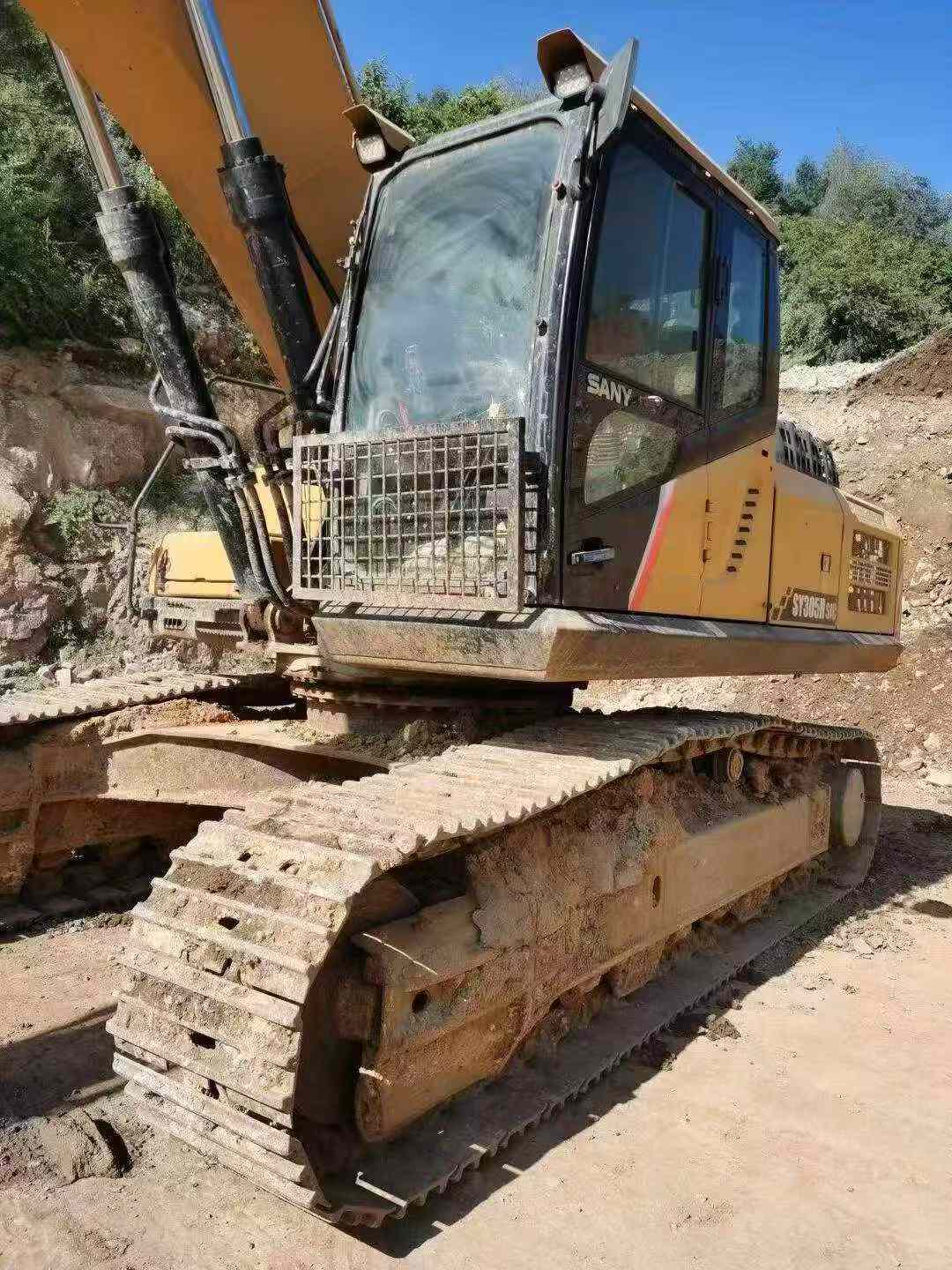 Buy Sany SY305C Used Excavator / 2 Buy Sany SY305C Used Excavator / 2