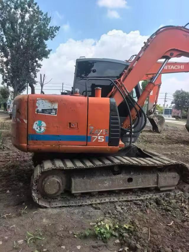 Buy Hitachi EX70 Used Excavator / 7 Buy Hitachi EX70 Used Excavator / 7