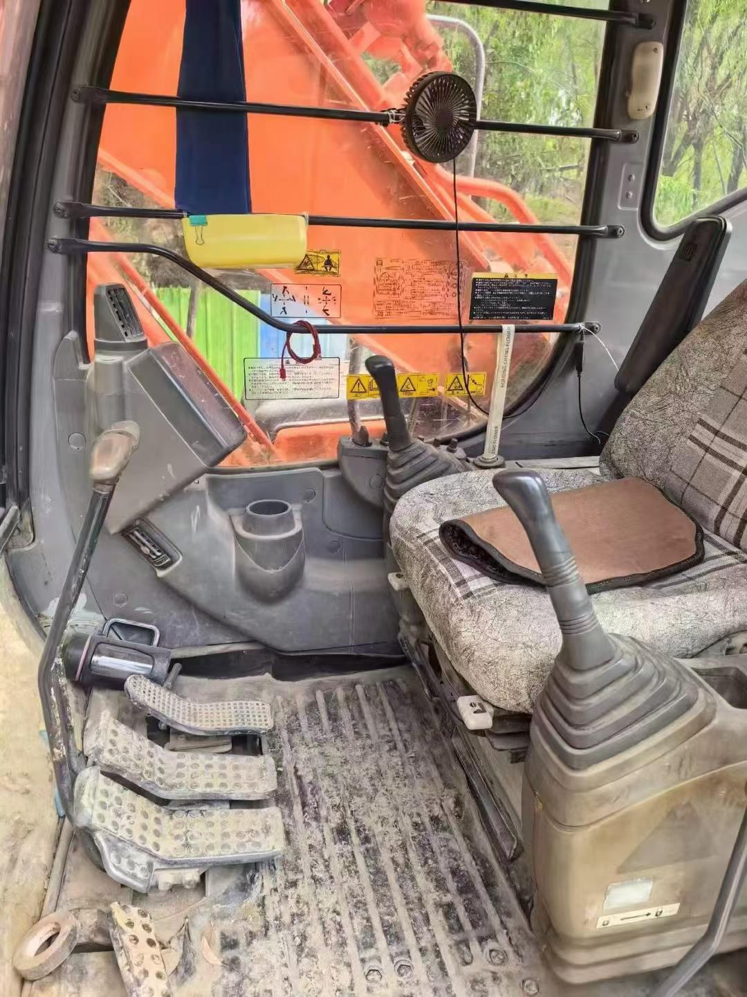 Acheter Pelle Hitachi ZX200-6 d'occasion / 4
