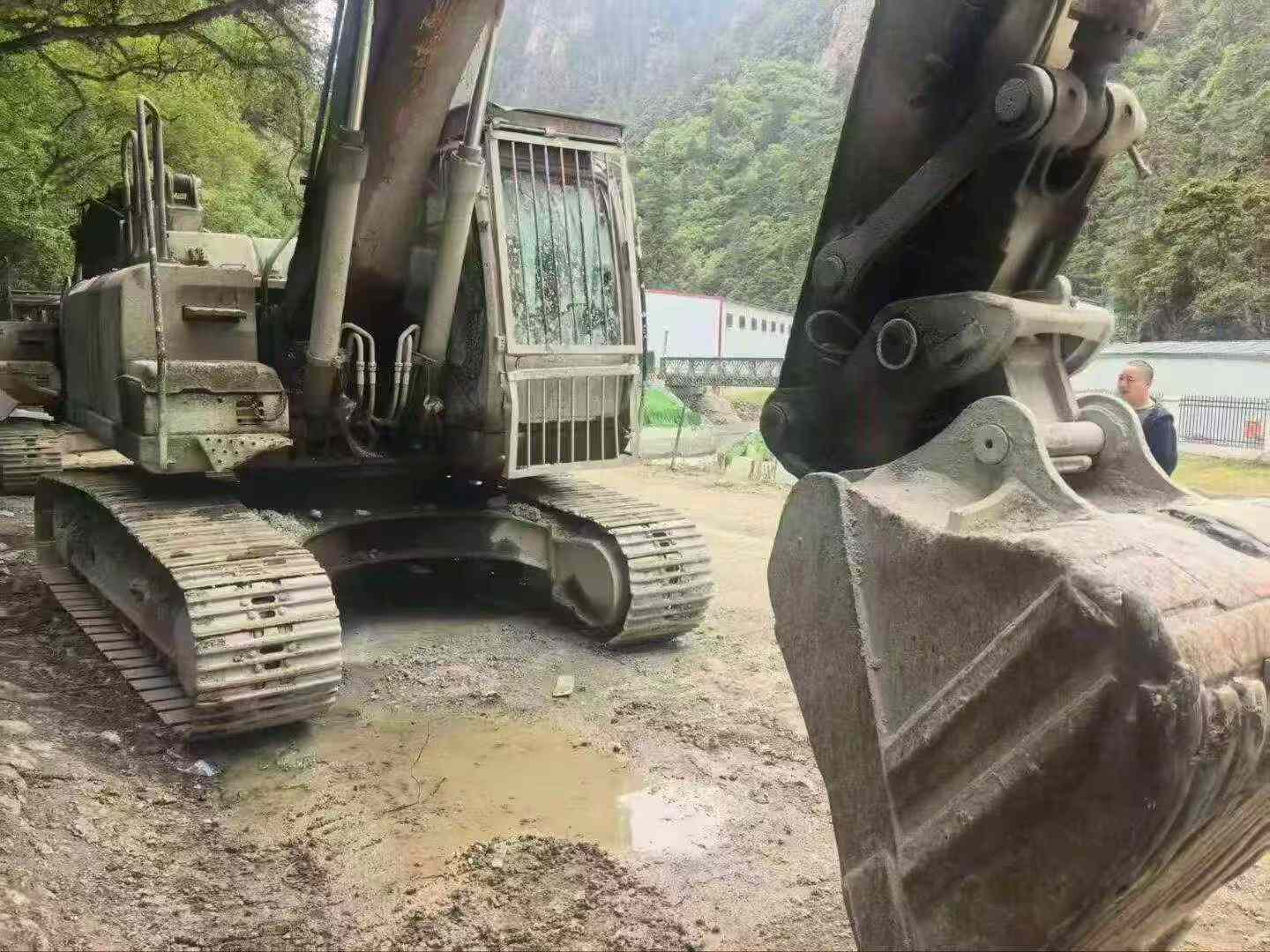 Comprar Hitachi EX200 Usado Excavadora