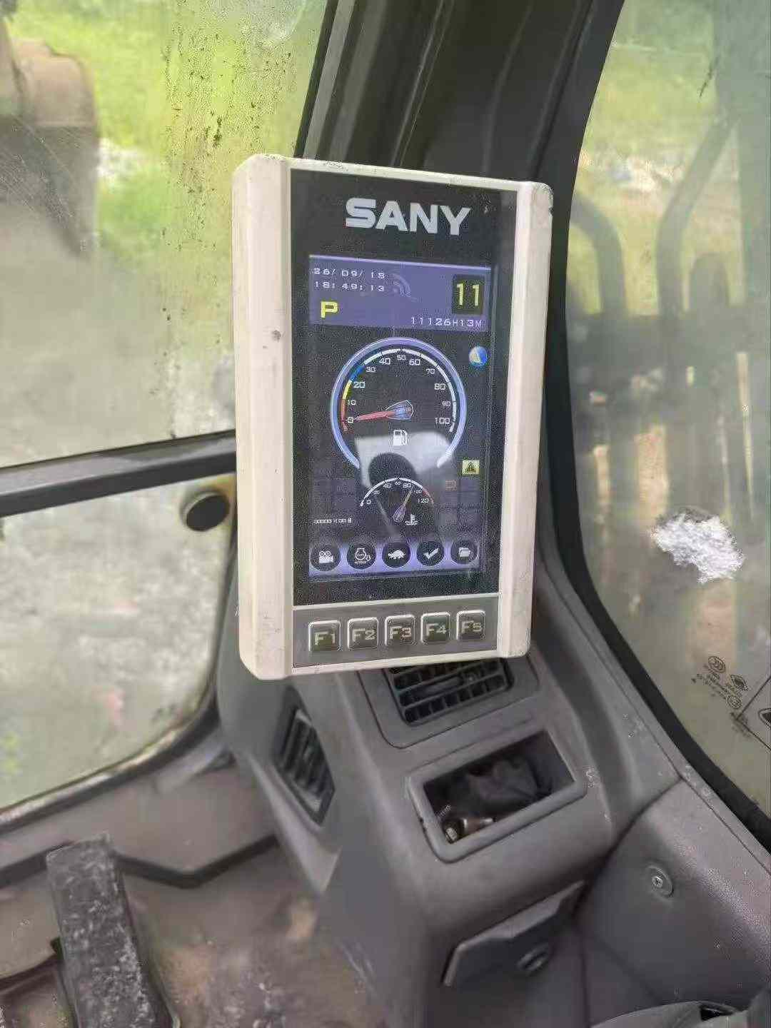Купить Sany SY18U Подержанный Экскаватор