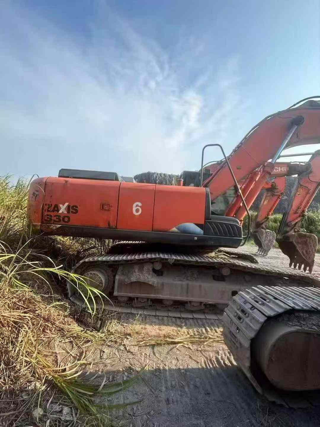 Купить Подержанный Экскаватор Hitachi EX330 / 5