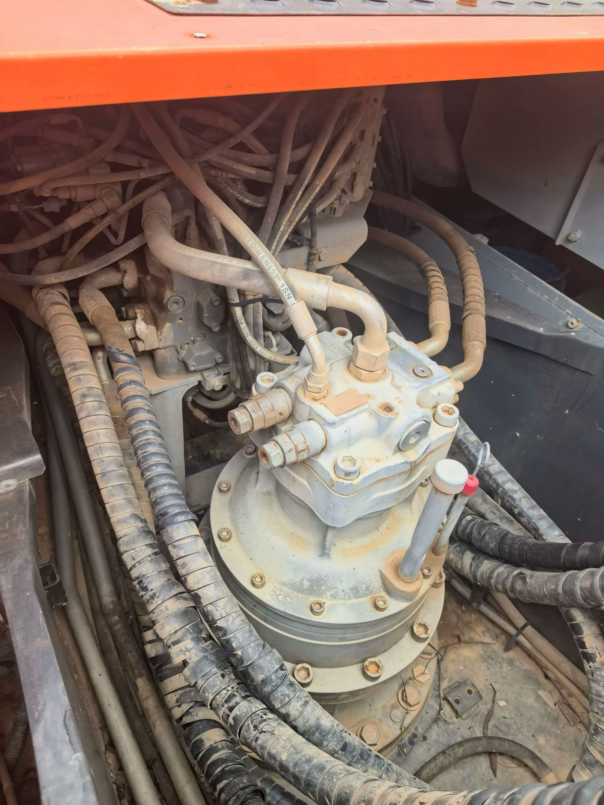 Купить Подержанный Экскаватор Hitachi EX330 / 6