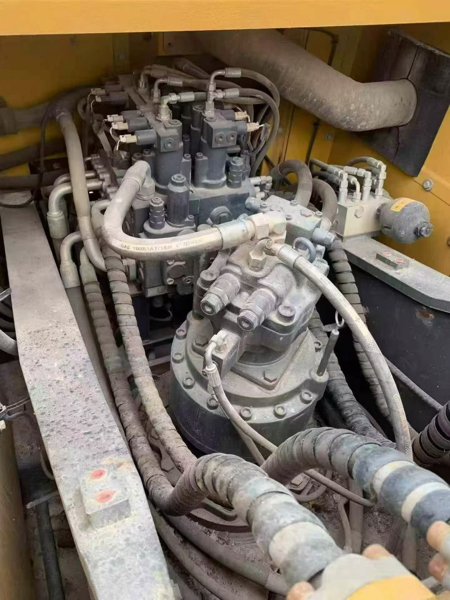 شراء حفارة XCMG XE200GH مستعملة / 4