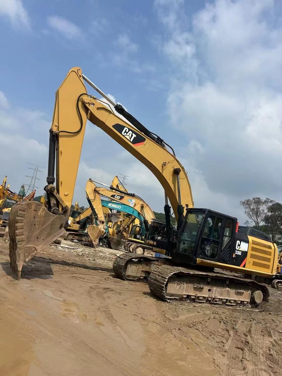 شراء حفارة Caterpillar 336EL مستعملة / 2