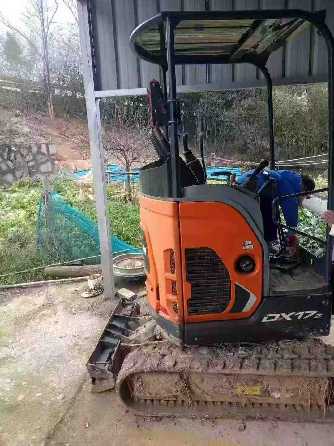 شراء حفارة Doosan DX17z مستعملة / 5