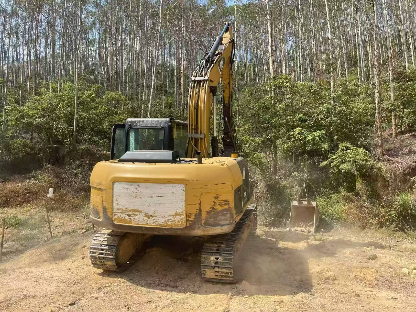 Compre Excavadora Caterpillar 313D Usada / 2