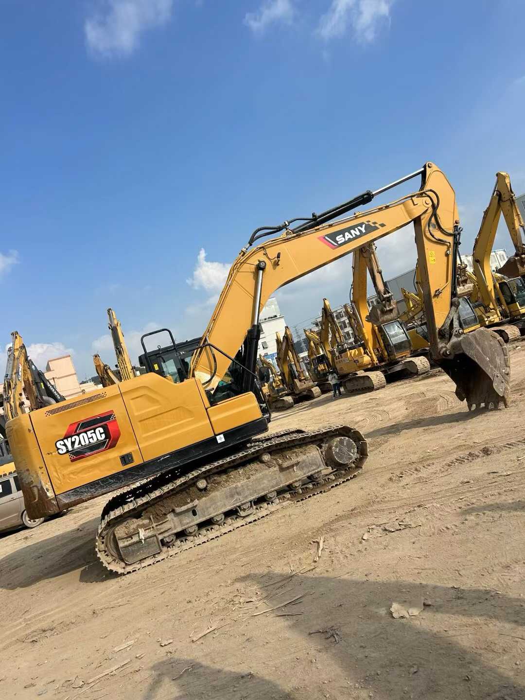 شراء حفارة Sany SY205C مستعملة / 8