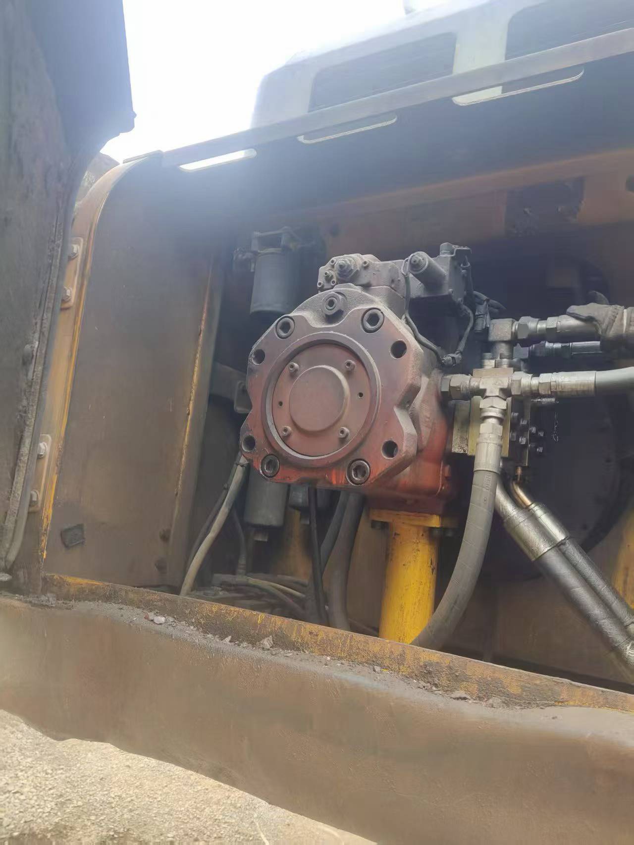 Compre Excavadora Hyundai R455LC-7 Usada / 2