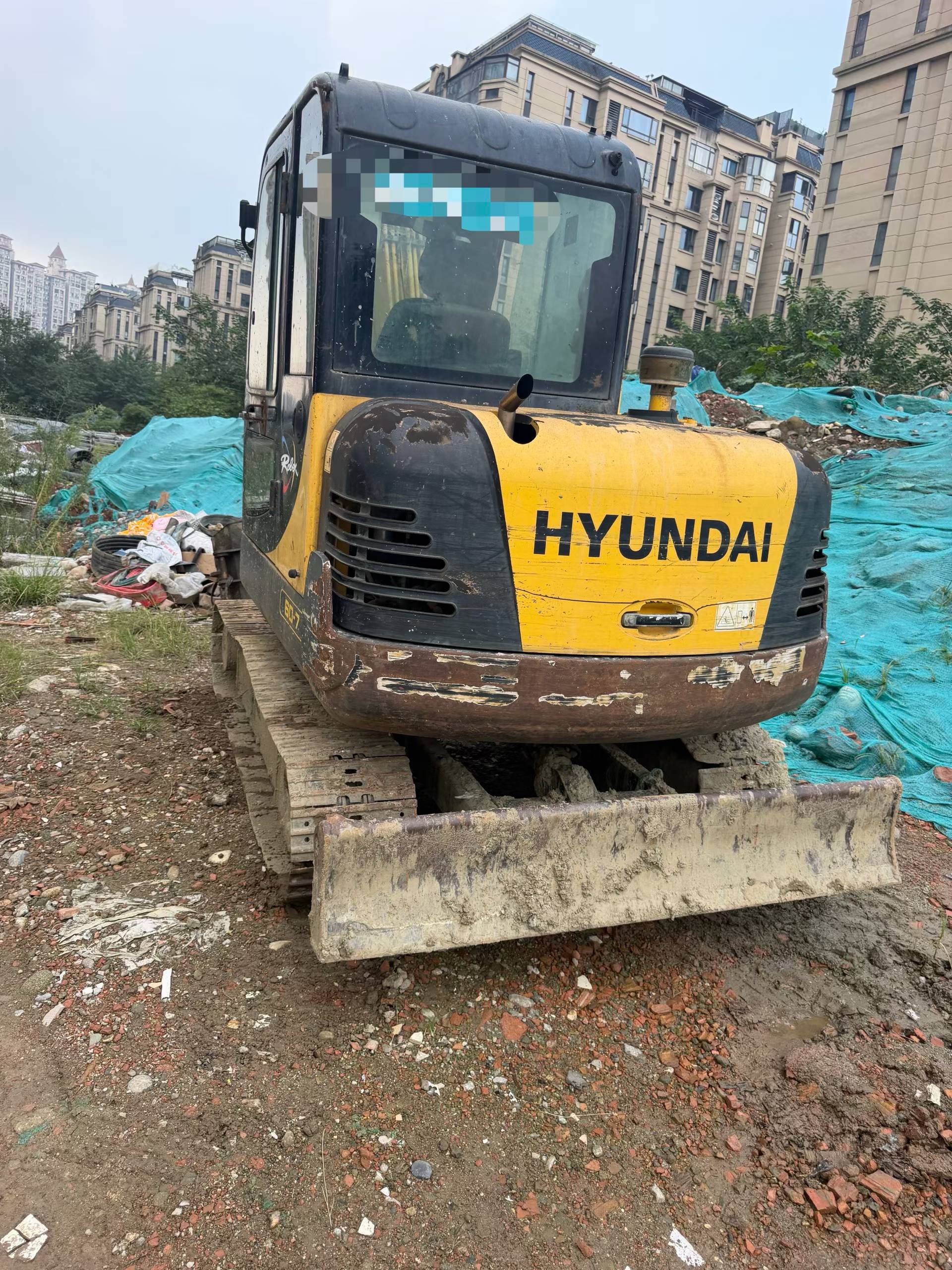 شراء حفارة Hyundai HX60 مستعملة / 3