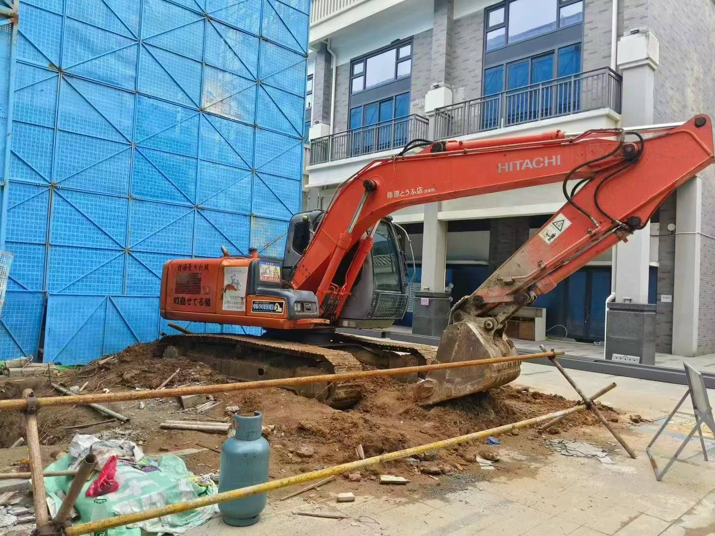 Acheter Hitachi EX130H-5 D'occasion Pelle