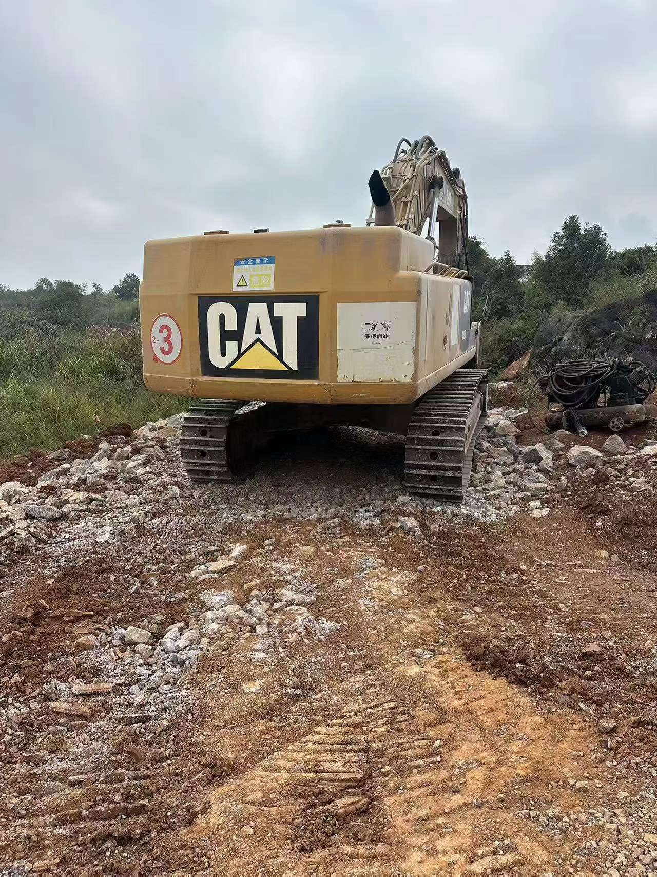 Compre Excavadora Caterpillar 349E Usada / 2