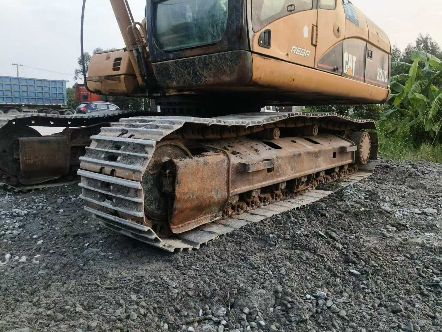 Compre Excavadora Caterpillar 320C Usada / 2