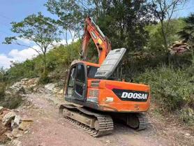 Купить Подержанный Экскаватор Doosan S130W-3 / 7 Купить Подержанный Экскаватор Doosan S130W-3 / 7