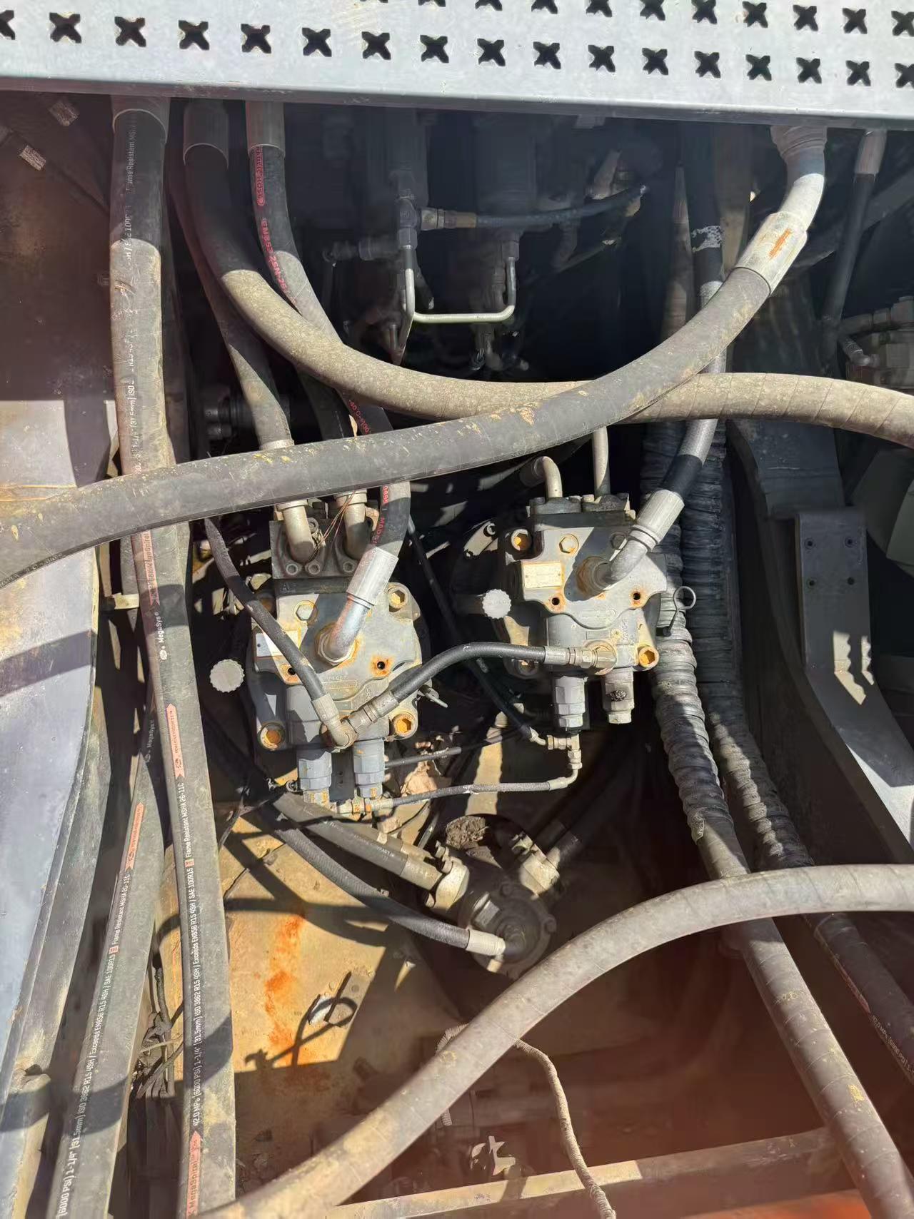 Compre Excavadora Doosan DH500 Usada / 5