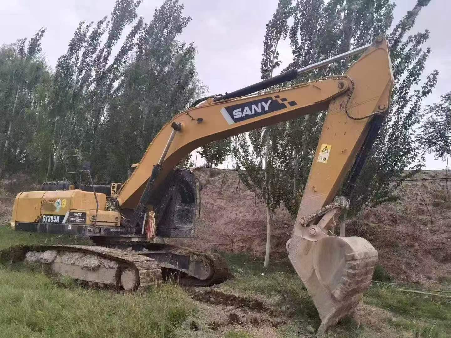 Buy Sany SY255H Used Excavator / 9