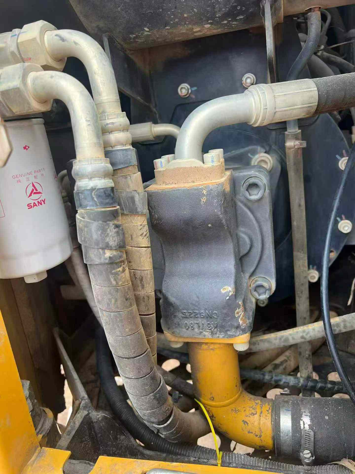 Compre Excavadora Sany SY75C-8 Usada / 4