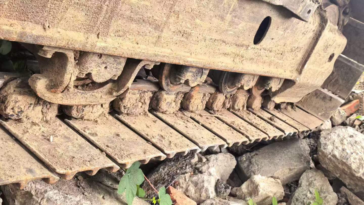 Купить Подержанный Экскаватор Komatsu PC210 / 8