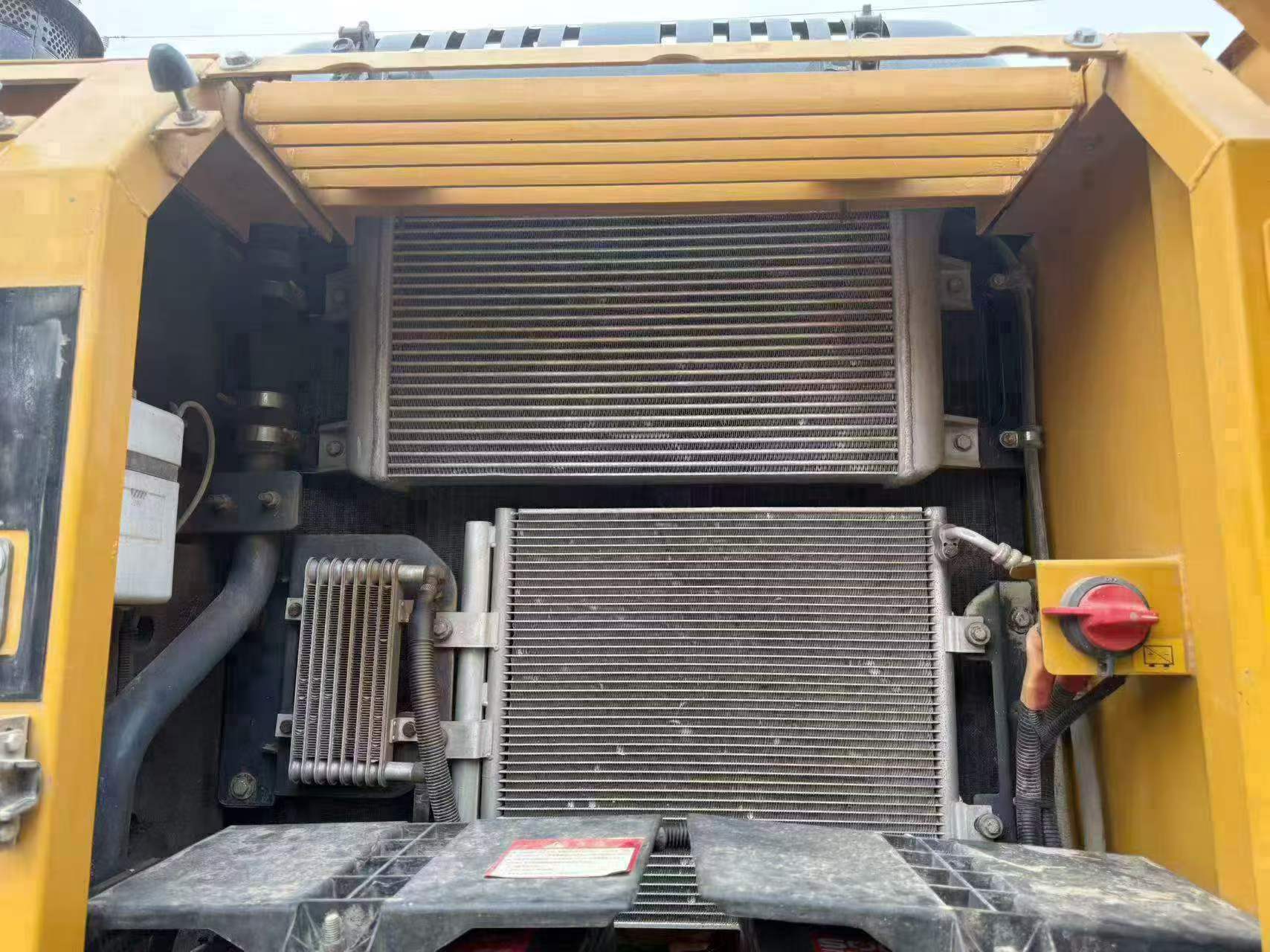 Compre Excavadora XCMG XE200 Usada / 7