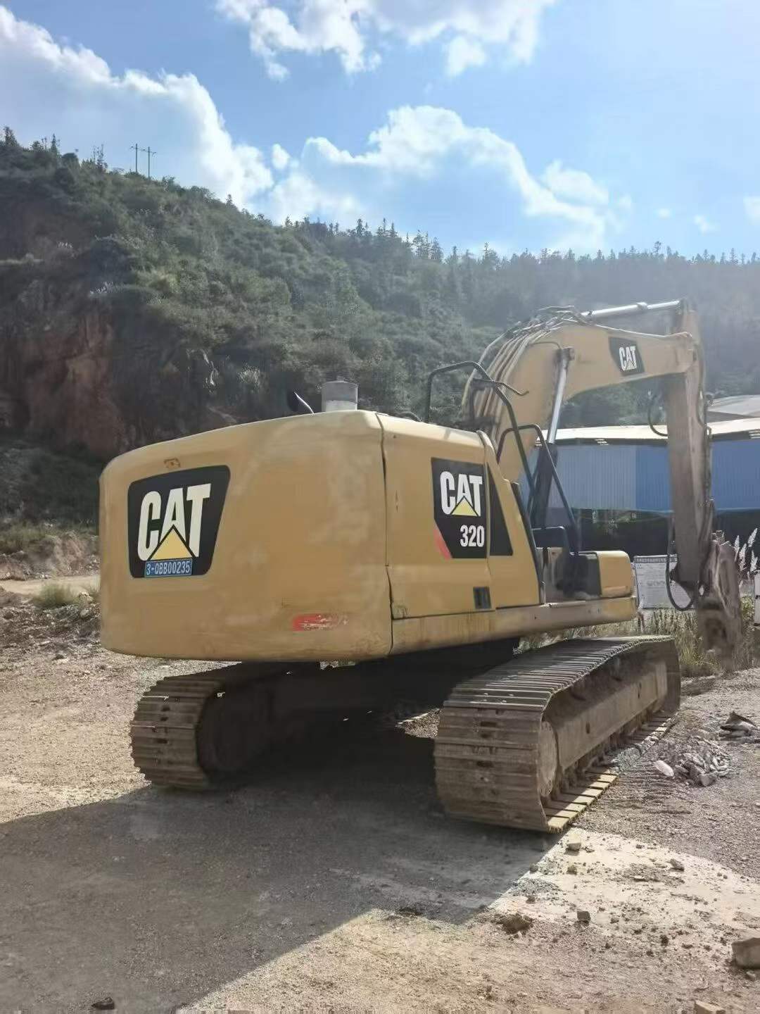Compre Excavadora Caterpillar 320GC Usada / 7