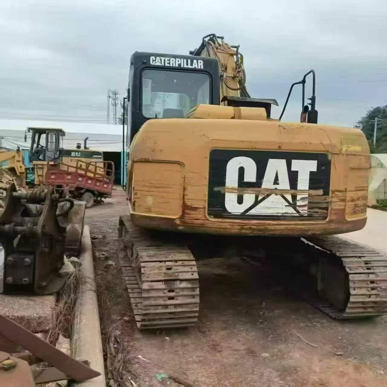 شراء Caterpillar 311D مستعمل حفارة