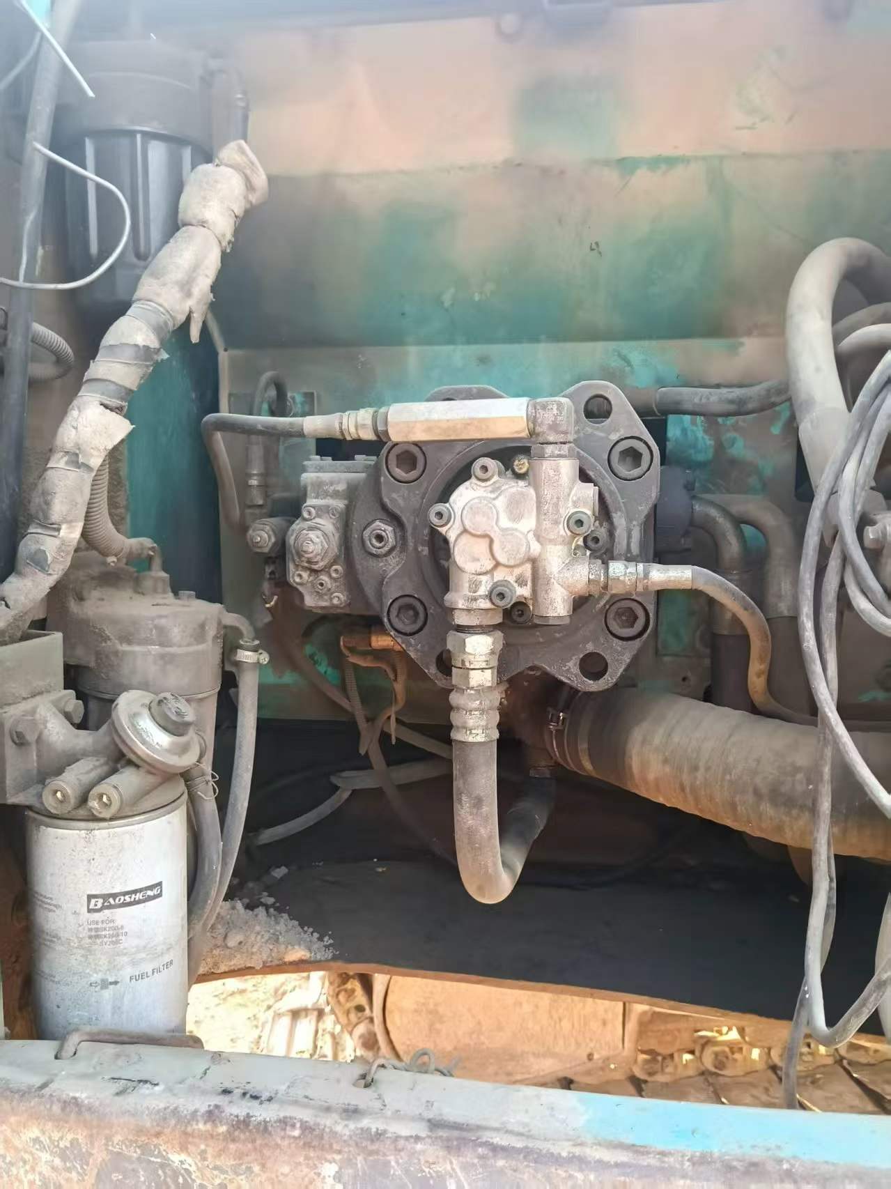 Compre Escavadeira Kobelco SK210 Usada / 4