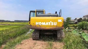 Купить Komatsu PC210 Подержанный Экскаватор Купить Komatsu PC210 Подержанный Экскаватор