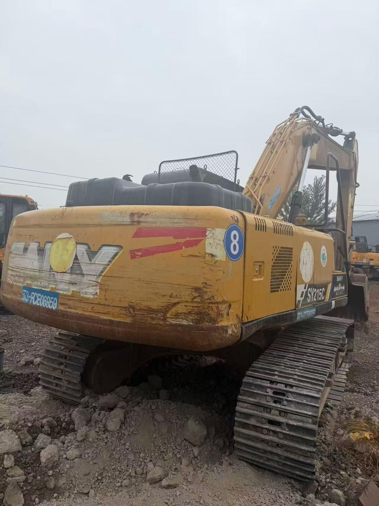 شراء حفارة Sany SY205C مستعملة / 2