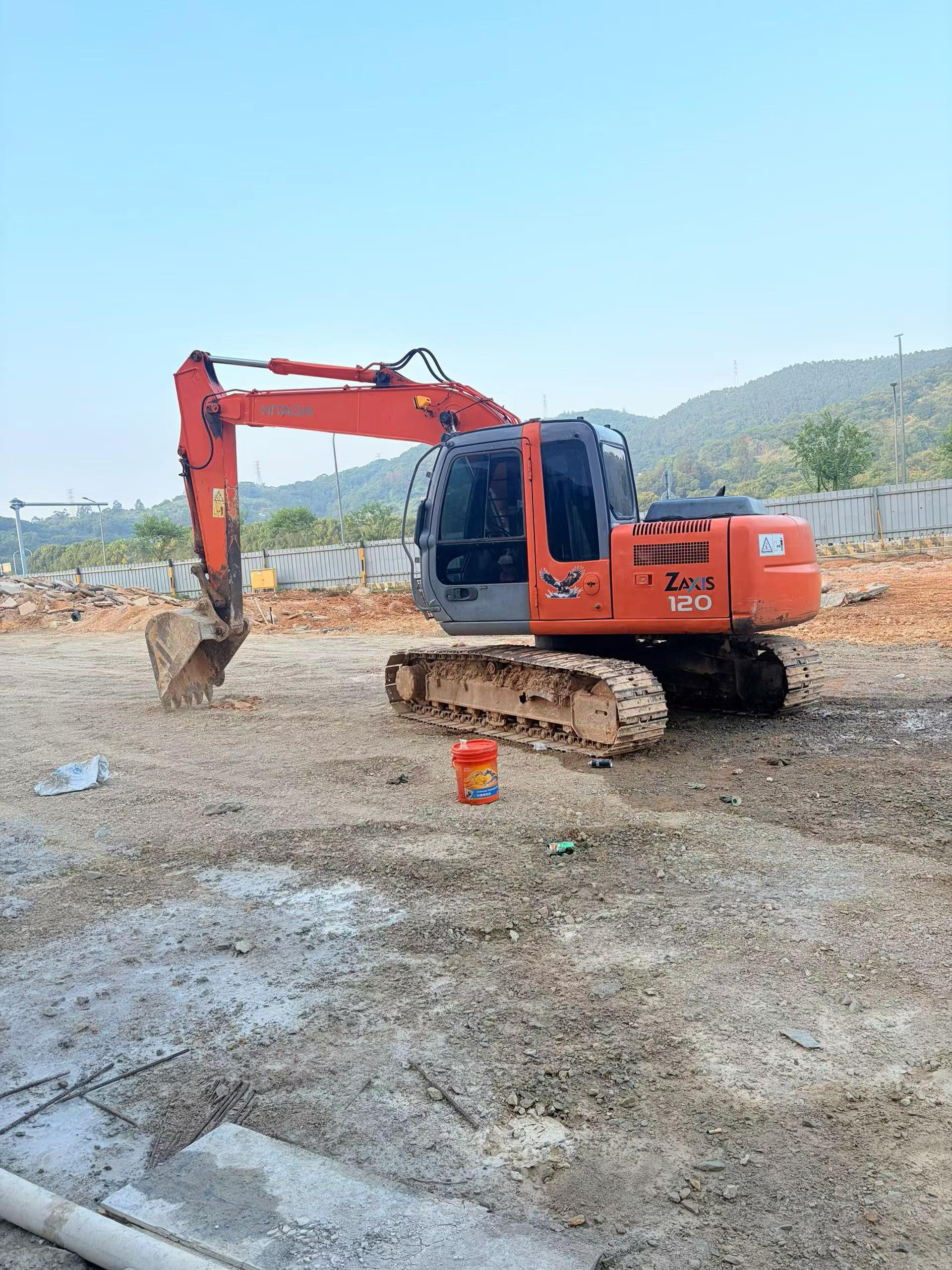Acheter Hitachi EX120-6 D'occasion Pelle
