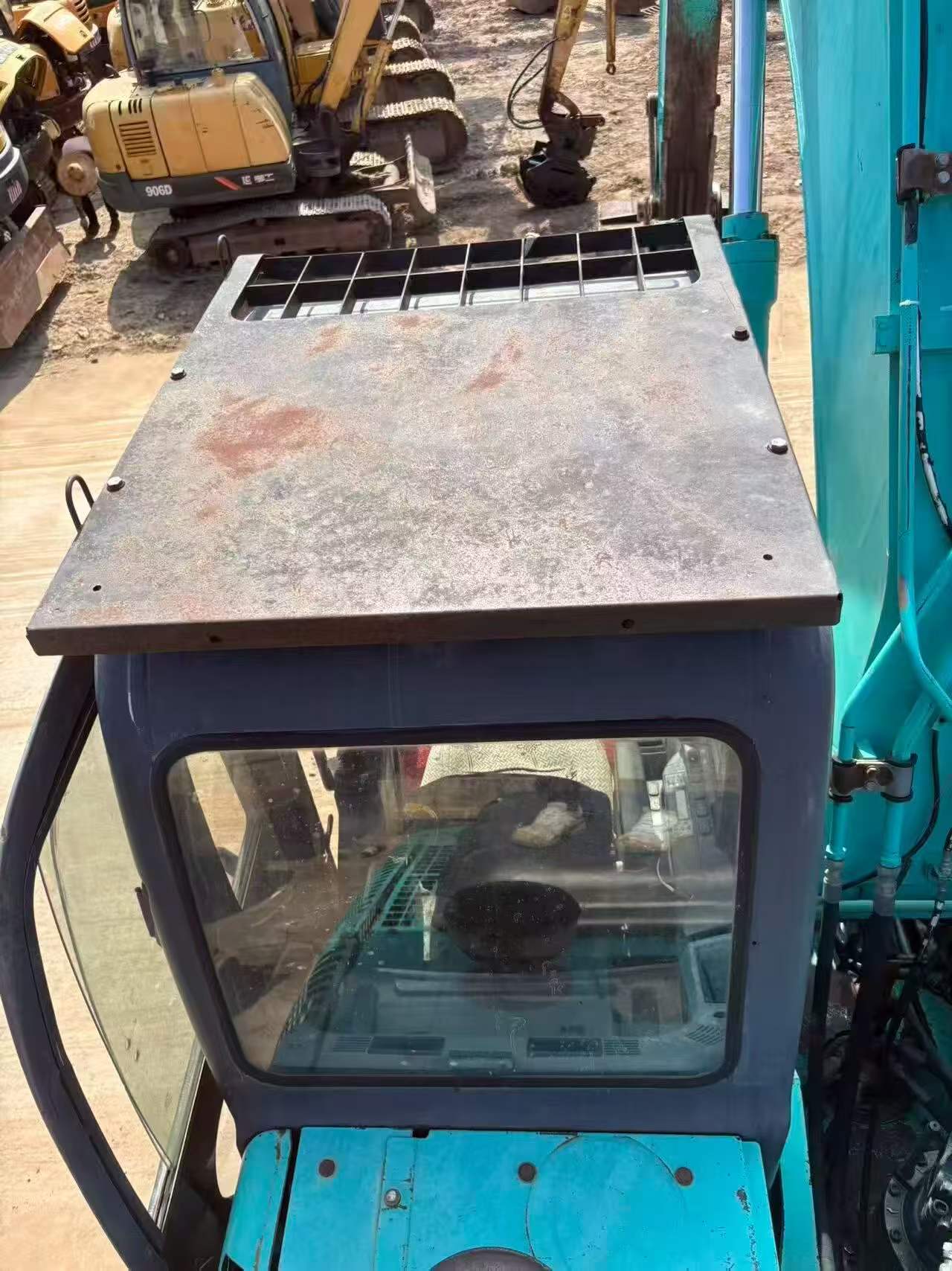 Купить Подержанный Экскаватор Kobelco SK200-2 / 9