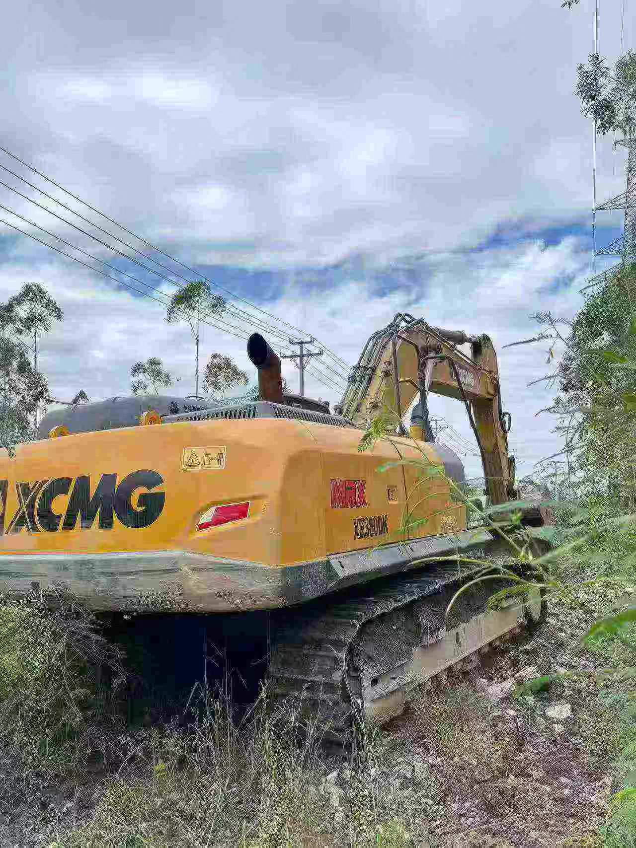 شراء حفارة XCMG XE380K مستعملة / 2