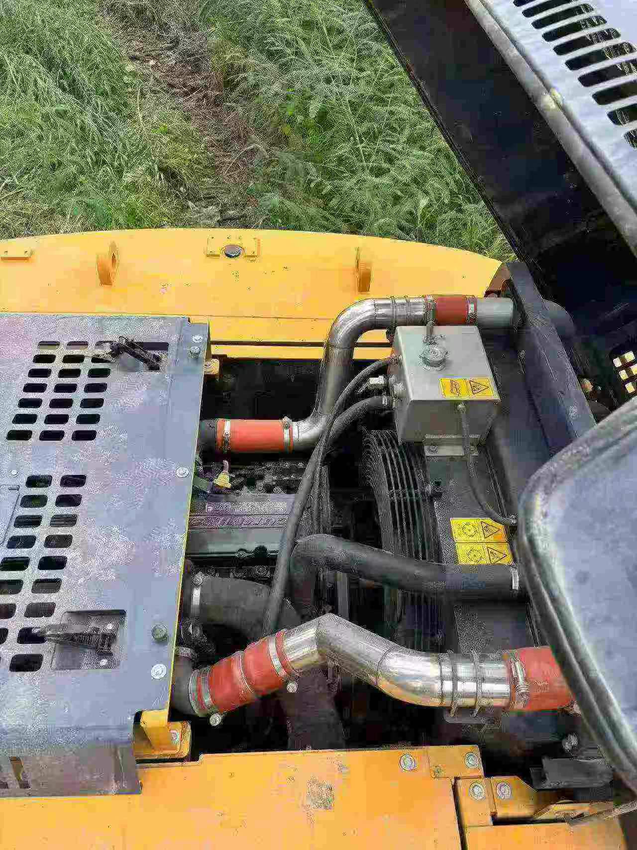 شراء حفارة XCMG XE380K مستعملة / 4