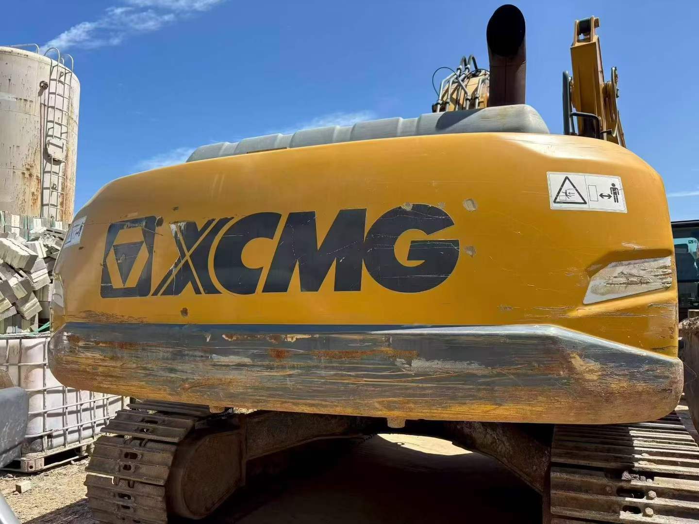شراء حفارة XCMG XE245DK مستعملة / 3