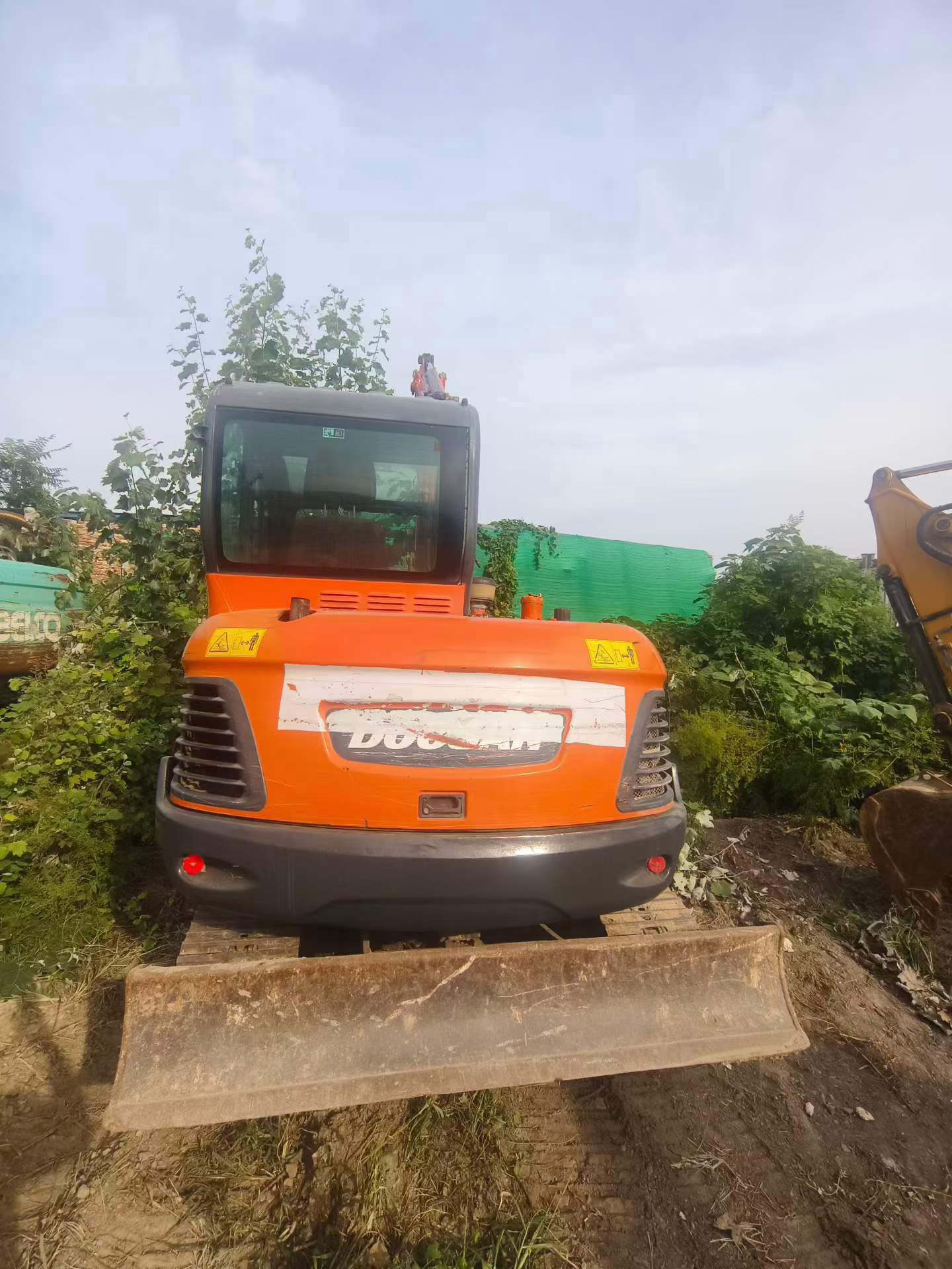 Compre Escavadeira Doosan DH55 Usada / 3 Compre Escavadeira Doosan DH55 Usada / 3