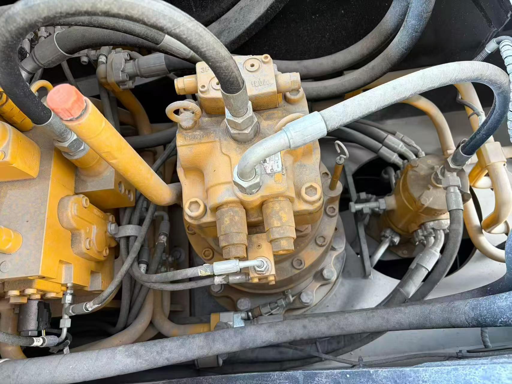 Купить Подержанный Экскаватор Sany SY200C / 3