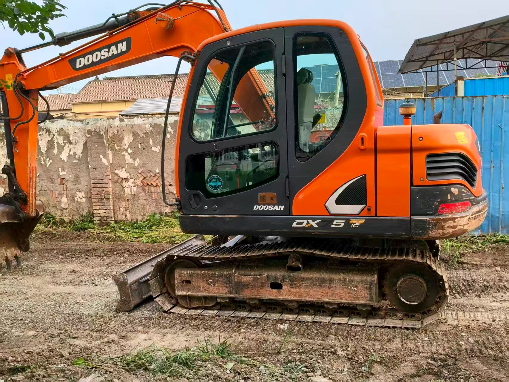 Comprar Doosan DX75 Usado Escavadeira