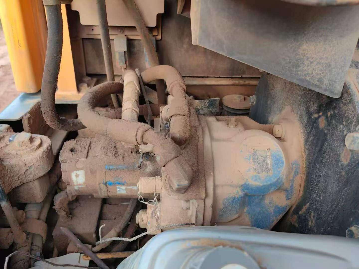 شراء حفارة Hyundai R 60VS مستعملة / 7