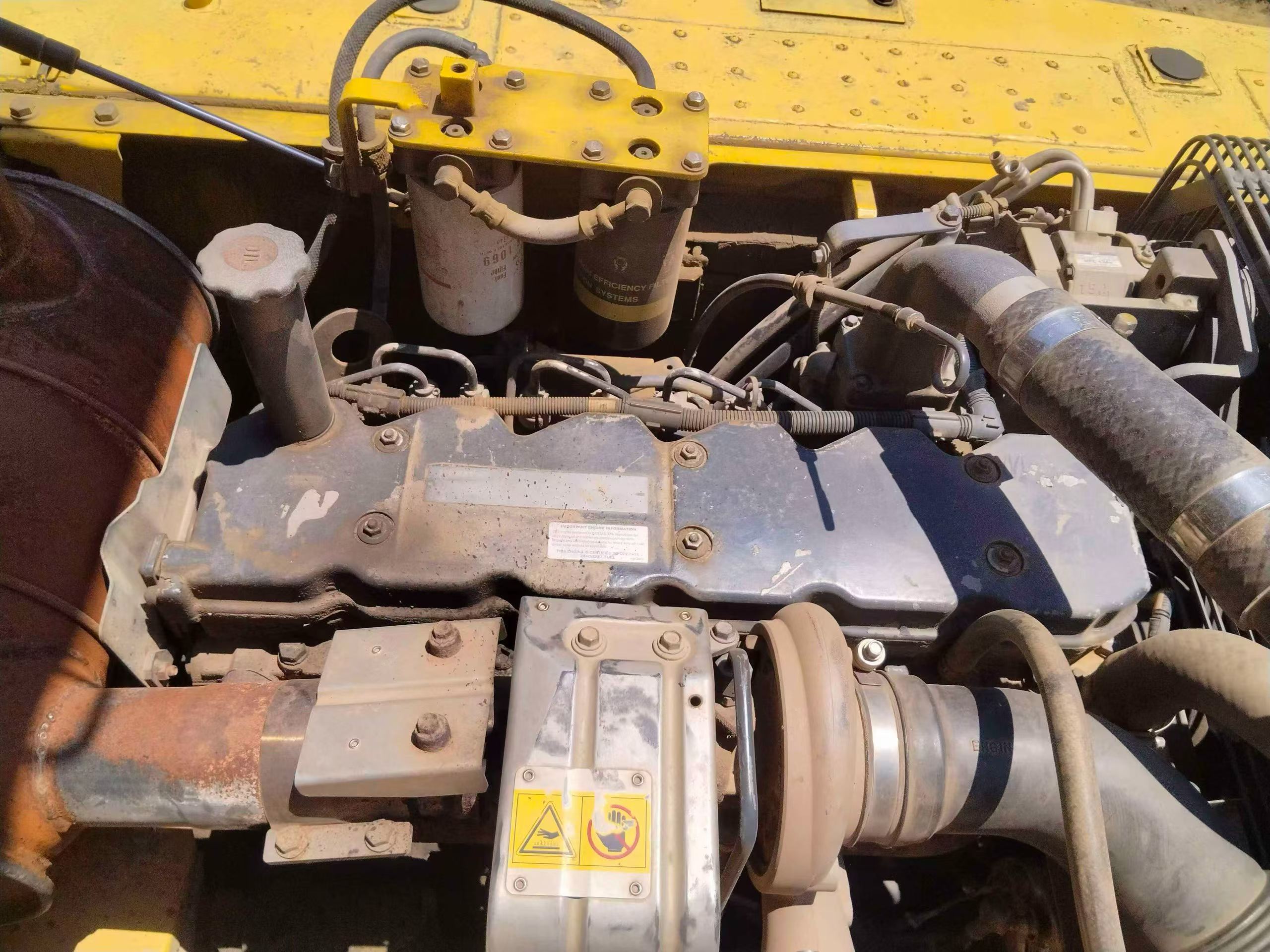 Купить Подержанный Экскаватор Komatsu PC200 / 6