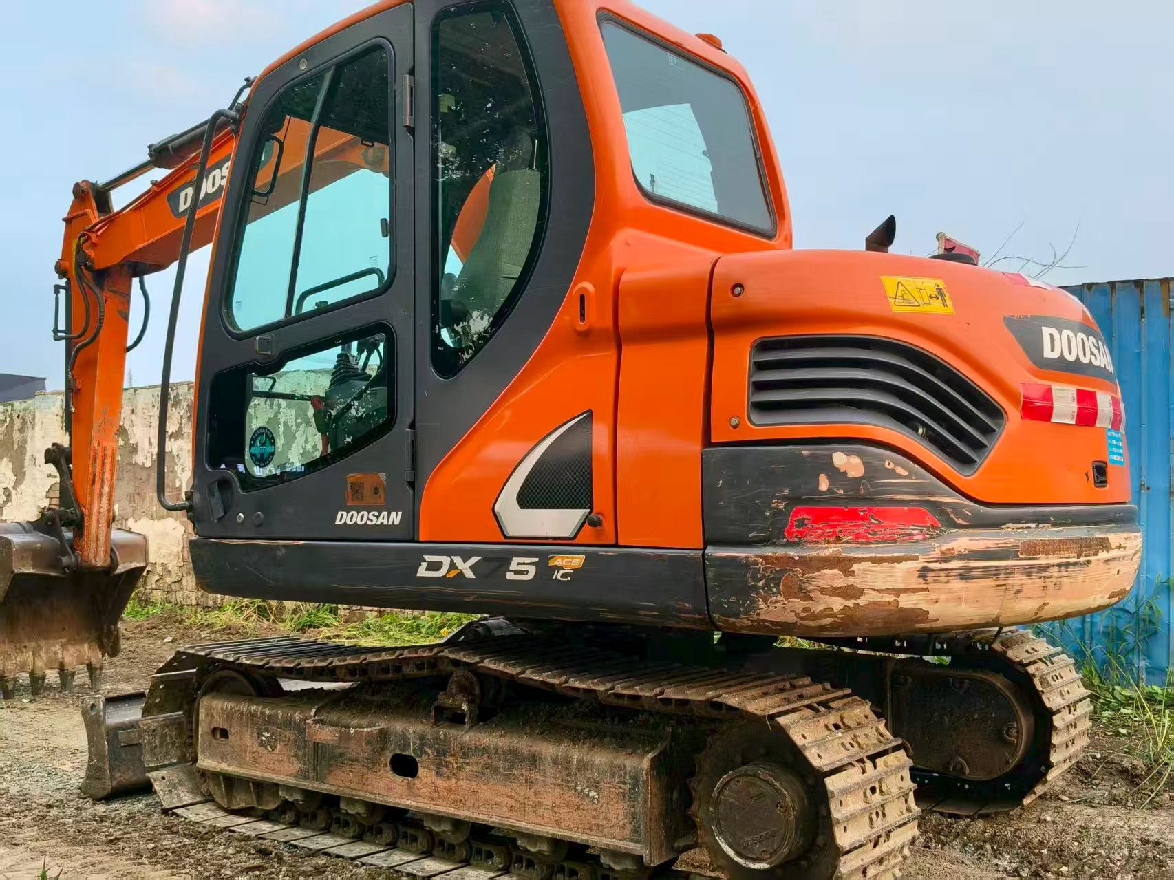 Compre Escavadeira Doosan DX75 Usada / 4 Compre Escavadeira Doosan DX75 Usada / 4